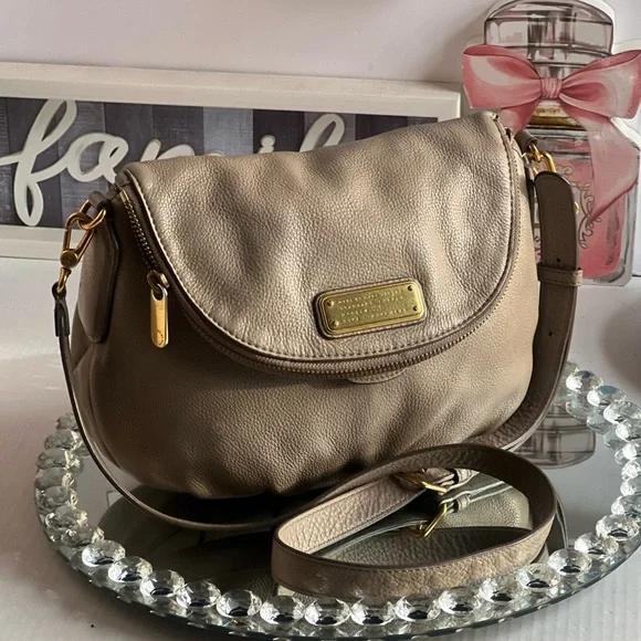 Marc by Marc Jacobs Natalia Classic Cow Leather Cross Body Bag - Picture 2 of 15